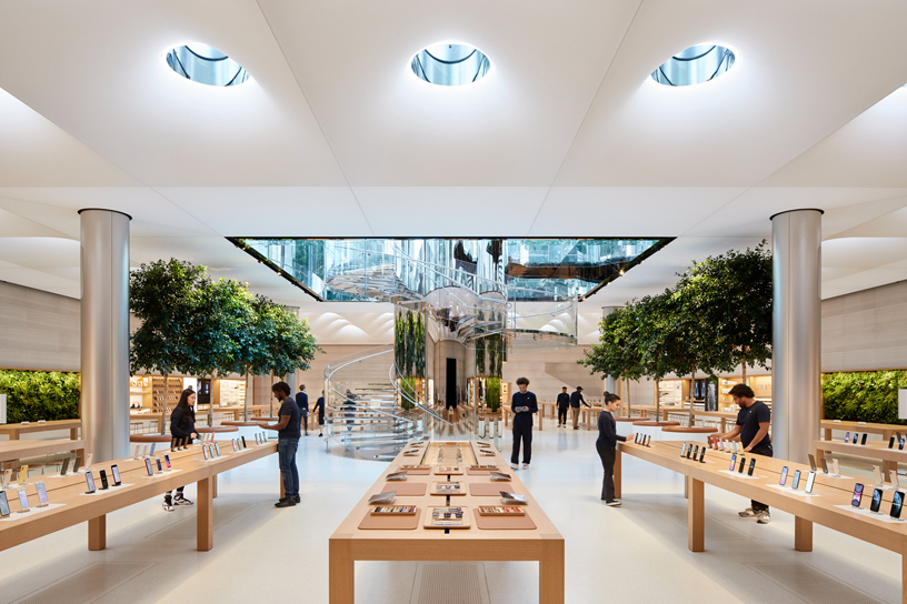 Apple-Store-fifth-avenue-new-york-redesign-interior-091919_big.jpg.large.jpg